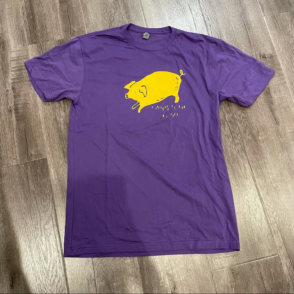Los Angeles Lakers Pig Graphic T-Shirt in Purple/Gold